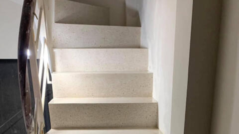 Bậc cầu thang Z505