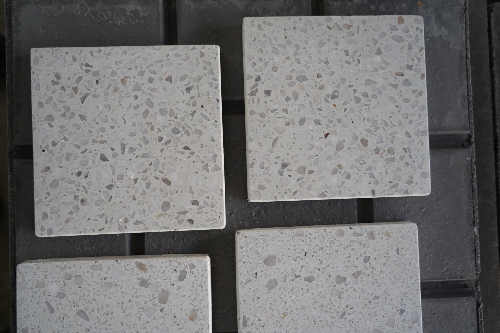 Terrazzo là gì? Vì sao vật liệu này trở lại xu hướng thiết kế hiện đại