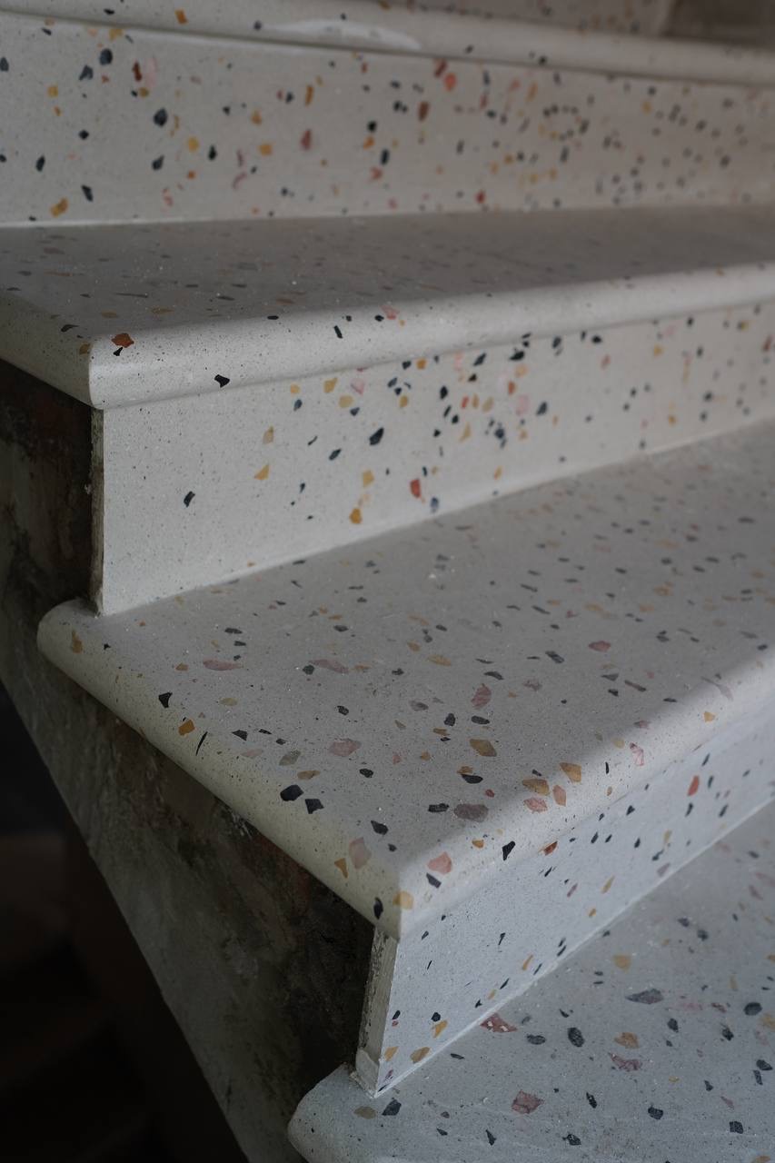 Cầu thang đá mài granito terrazzo Nam Thắng
